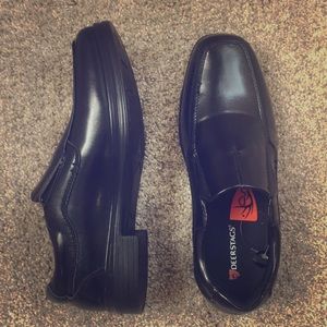 Boys dress shoes... never worn